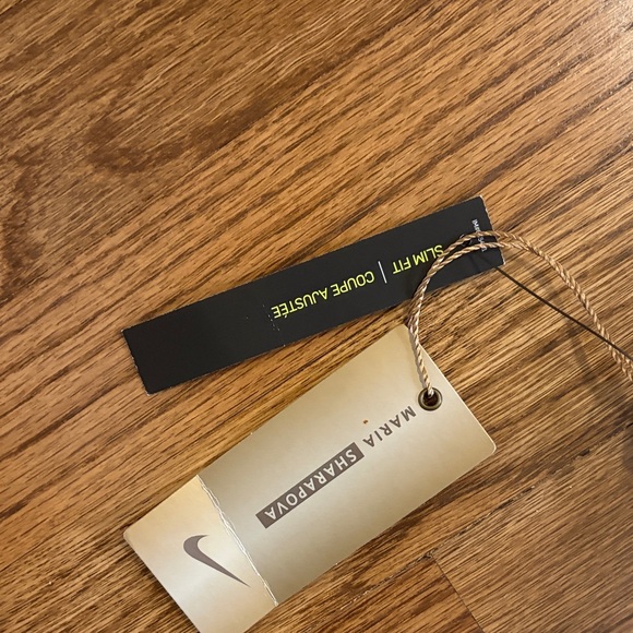 NWT Nike White V-Neck Sleeveless Dress - Picture 2 of 4